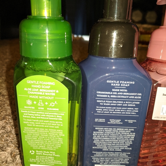 NEW! Bundle of Bath & Body Works Foam Hand Soaps (4) - Picture 2 of 8